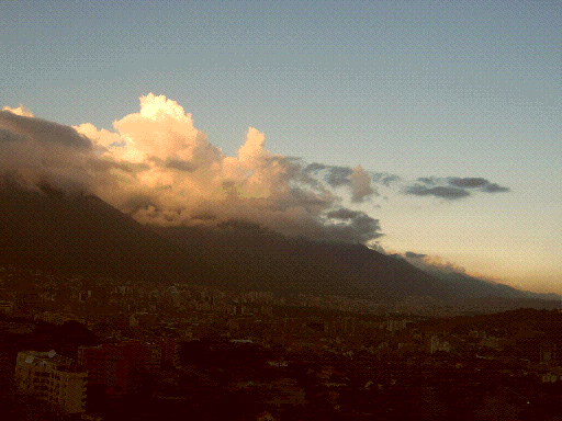 Caracas27Octub photo caracasnubesmove.gif