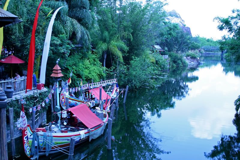 IMAGE: http://i109.photobucket.com/albums/n56/dozerlyp/IMG_1296.jpg