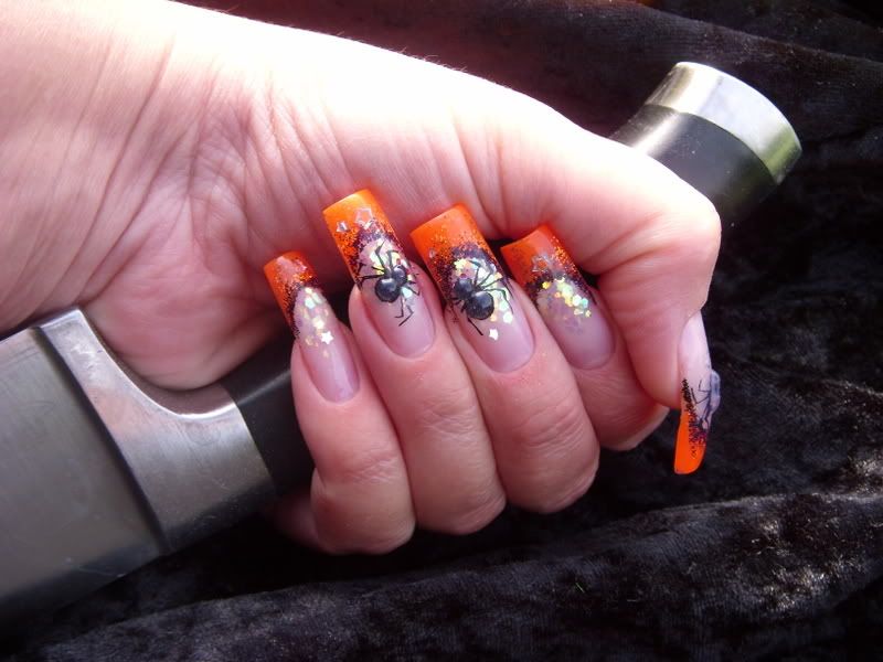 Halloween designs nail art