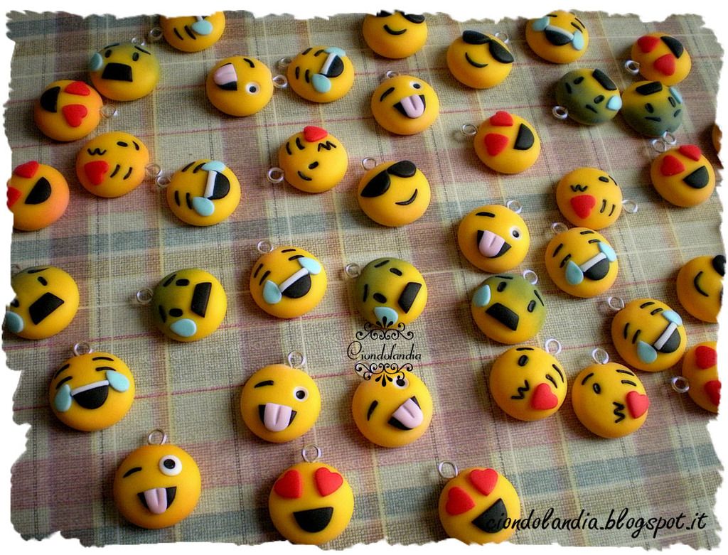 Ciondoli Emojii fimo